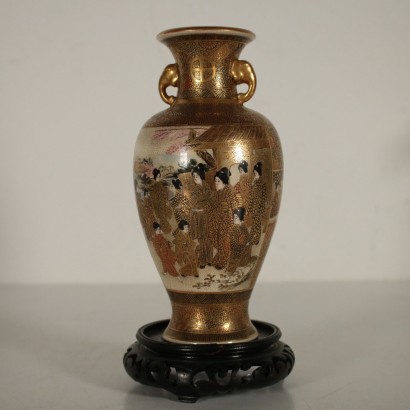 Paire de Vases Satsuma Japon Périod Meiji (1868- 1912)