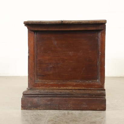 Storage Bench Walnut Manufactured in Italy 18th Century