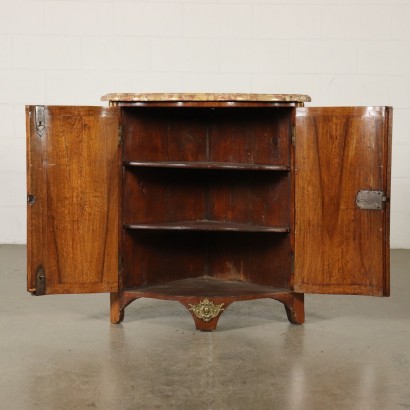 Elegant Corner Cabinet France Third Quarter 18th Century