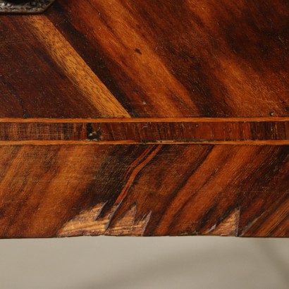 Neoclassical Chest of Drawers Maple Rosewood Italy 1700s