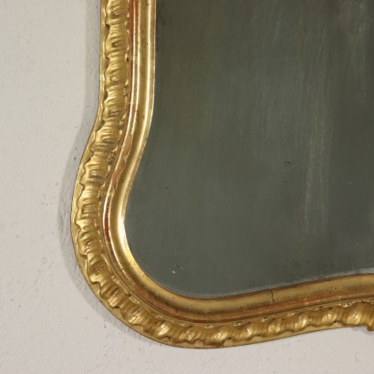 Revival Shaped Carved Gilded Mirror Italy First Half of 1900s