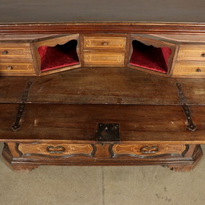 Chest of Drawers Maple Walnut Northern Italy 18th Century