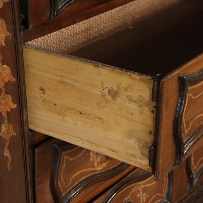 Chest of Drawers Maple Walnut Northern Italy 18th Century