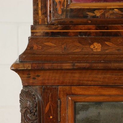 Elegant Glass Cabinet with Inlays Holland Early 1800s