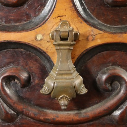 Large Carved Chest of Drawers Walnut Italy Early 18th Century