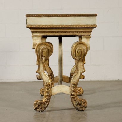 Table with Shrine Gilded Lacquered Wood Italy Late 1800s