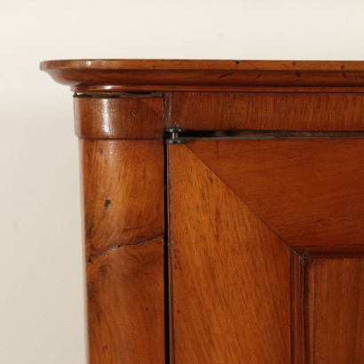 Credenza a due Ante-particolare