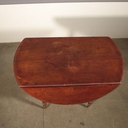 Table oval Acajou Angleterre Deuxième moitié '800