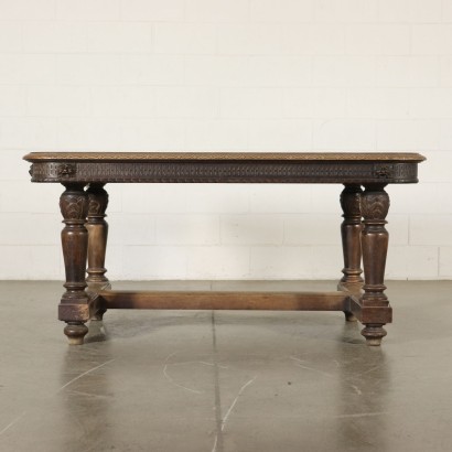 Extending Table Walnut Italy Early 20th Century