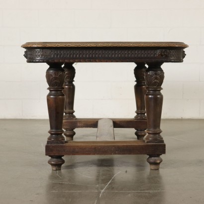 Extending Table Walnut Italy Early 20th Century