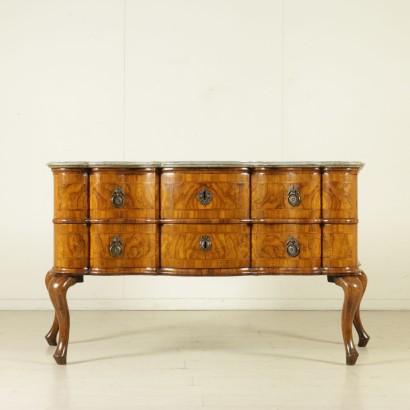 Serpentine Chest of Drawers Walnut Ferrara Italy Mid 1700s