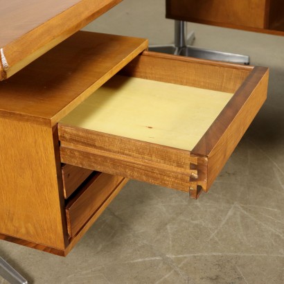 moderne Antiquitäten, moderne Design-Antiquitäten, Schreibtisch, moderner Antiquitäten-Schreibtisch, moderner Antiquitäten-Schreibtisch, italienischer Schreibtisch, Vintage-Schreibtisch, 60er-70er-Schreibtisch, 60er-70er-Design-Schreibtisch