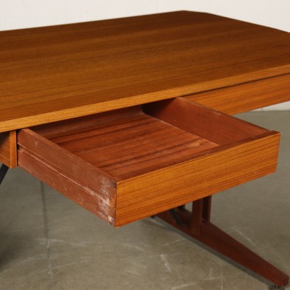 modernariato, modernariato di design, scrivania, scrivania modernariato, scrivania di modernariato, scrivania italiana, scrivania vintage, scrivania anni '60, scrivania design anni 60