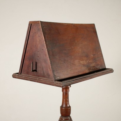 Swivel Bookrest on Base Italy 17th Century