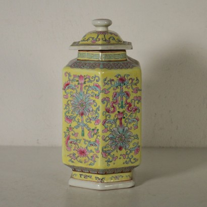 Vase with Cover Decorated Porcelain China 20th Century