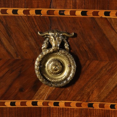 Serpentine Chest of Drawers Central Italy Mid 1700s