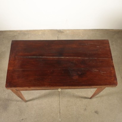 Petite Table Directoire Noyer Fabriqué en Italie Premier '800