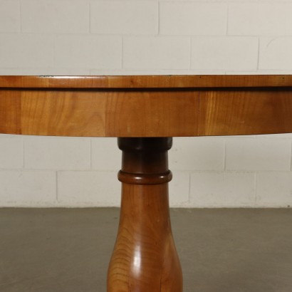 Revival Round Table Cherry Italy 20th Century