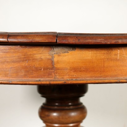 Elliptical Extending Table Walnut Cherry Italy Mid 1800s