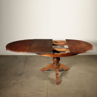 Elliptical Extending Table Walnut Cherry Italy Mid 1800s