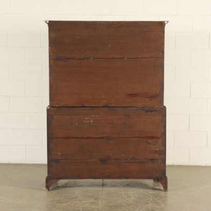 Chest of Drawers Mahogany England Late 1800s