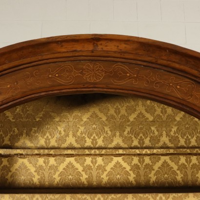 Chest of Drawers with Upper Case Maple Inlays Spain 18th Century