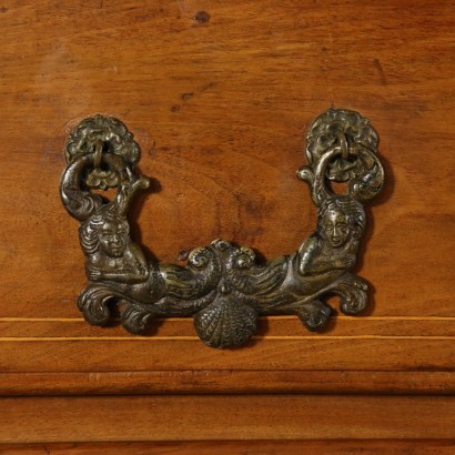 Chest of Drawers with Upper Case Maple Inlays Spain 18th Century