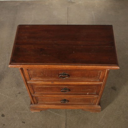 Small Revival Chest of Drawers Maple Walnut Italy 20th Century