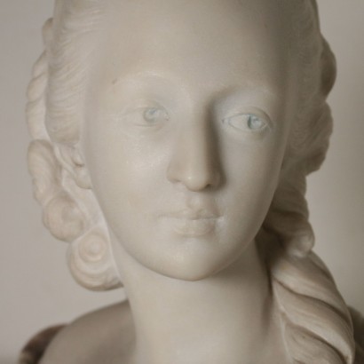 Büste einer Frau aus Marmor Italien 20. Jahrhundert