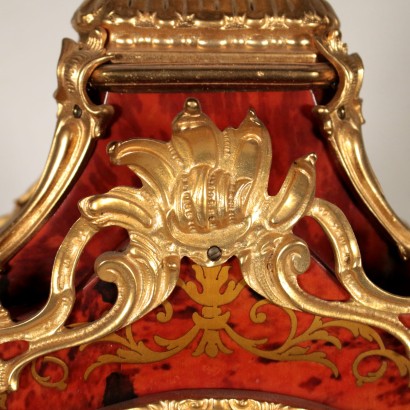 Tischuhr aus vergoldete Bronze Made in Italy 20. Jahrhundert