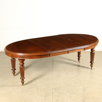 Table with Extensions Mahogany England Late 1800s