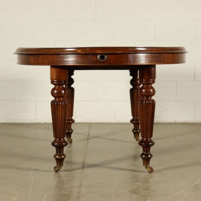 Table with Extensions Mahogany England Late 1800s