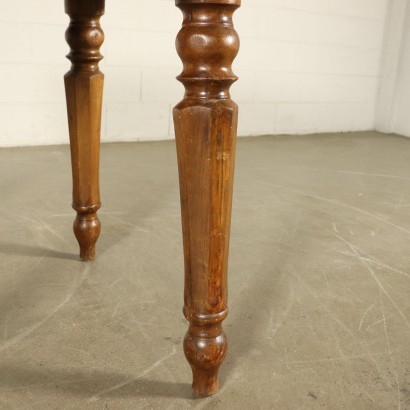 Round Extending Table Walnut Italy 19th Century