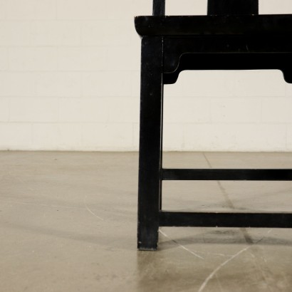 Zwölf Schwarz Lackierten Stühlen Italien 20. Jahrhundert