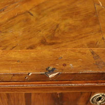 Chest of Drawers Maple Olive Walnut Italy 18th Century