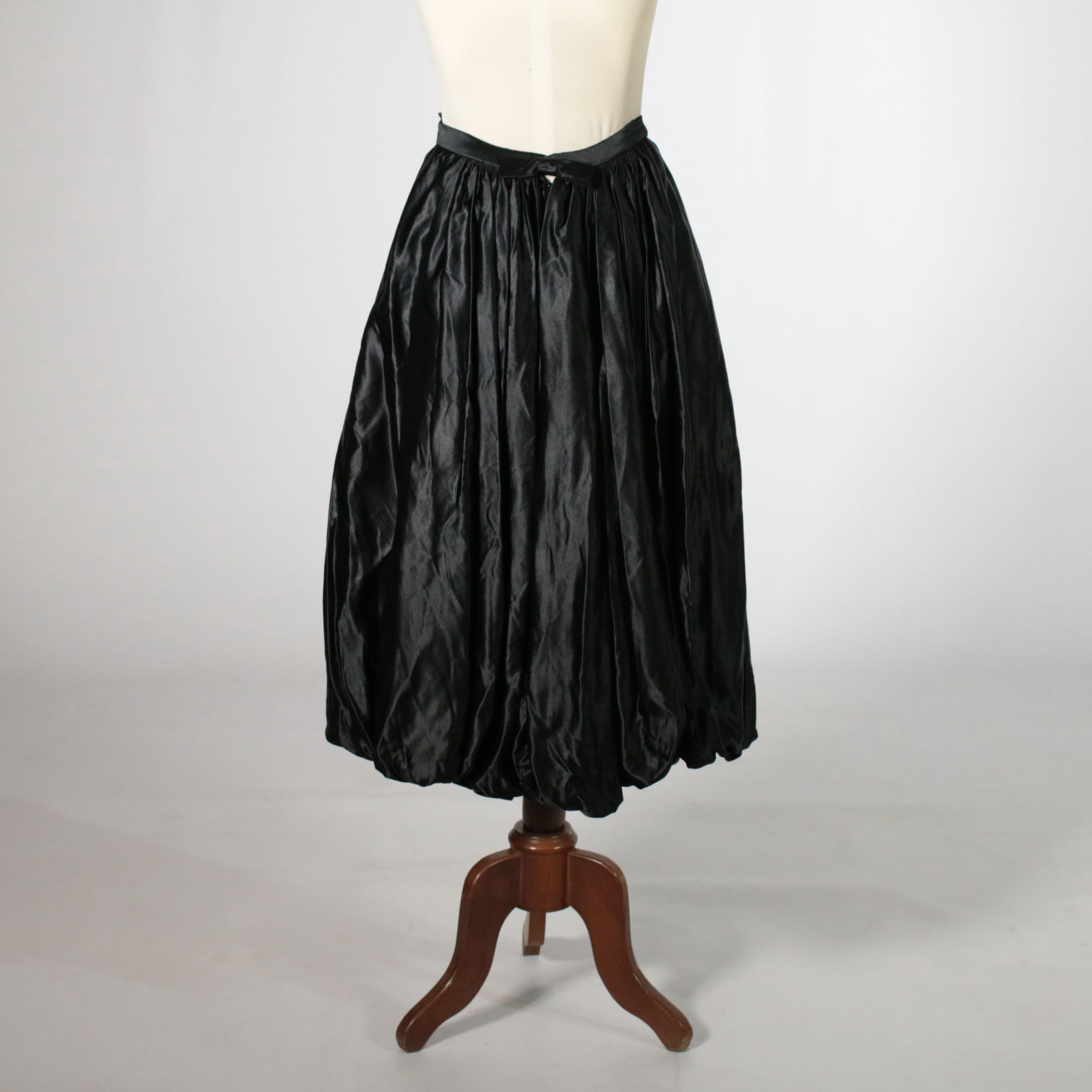 50's black skirt hot sale