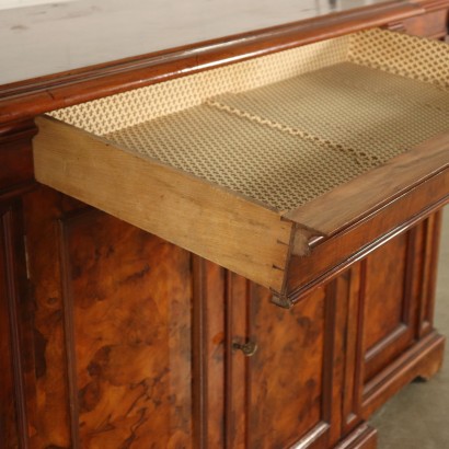 Credenza