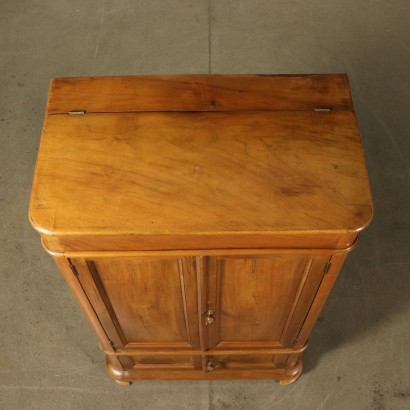 Credenza