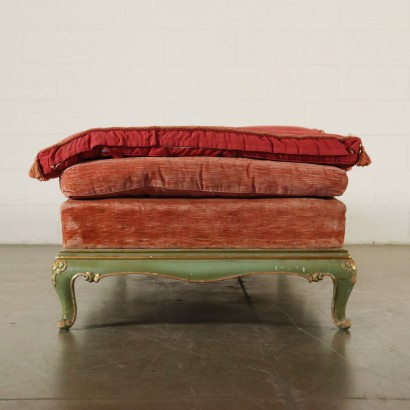 Revival Serpentine Sofa Bench Italy 20th Century