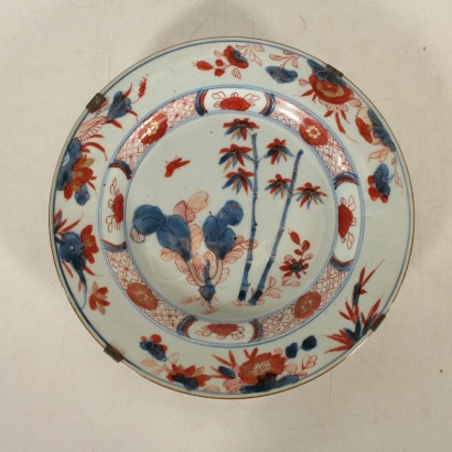 Sieben Teller Imari-Porzellan China 18. Jahrhundert