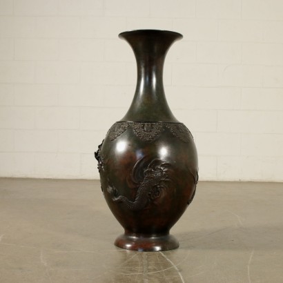 Bronze Vase Dark Patina Made in Japan 19th Century