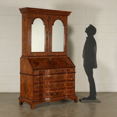 Neoclassical Drop-Leaf Chest of Drawers Walnut Olive Late 1700s