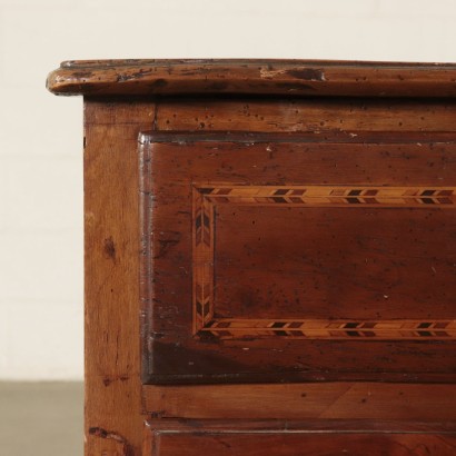 Neoclassical Chest of Drawers Italy 18th Century