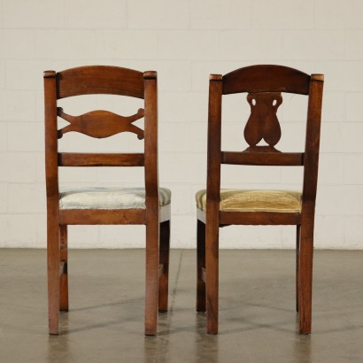 Suite de neuf Chaises Noyer Italie Première moitié '800