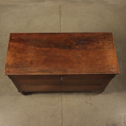 Chest of drawers walnut