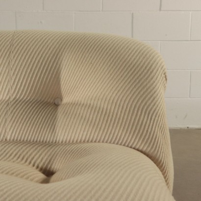 Soriana Armchair