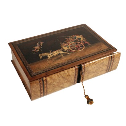 Box, signed by A. Gargiulo