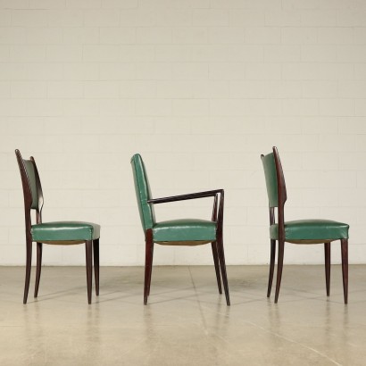 Suite de trois Chaises Bois teinté Cuir synthétique Italie Années 50