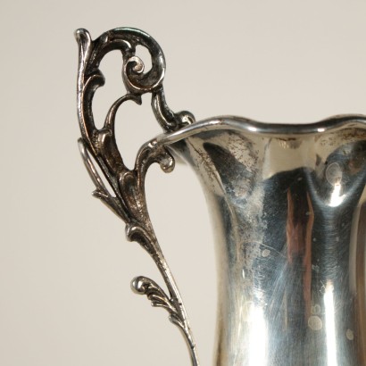 Vase in silber