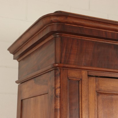 Armoire Noyer Ronce de Noyer Italie Deuxième moitié '800